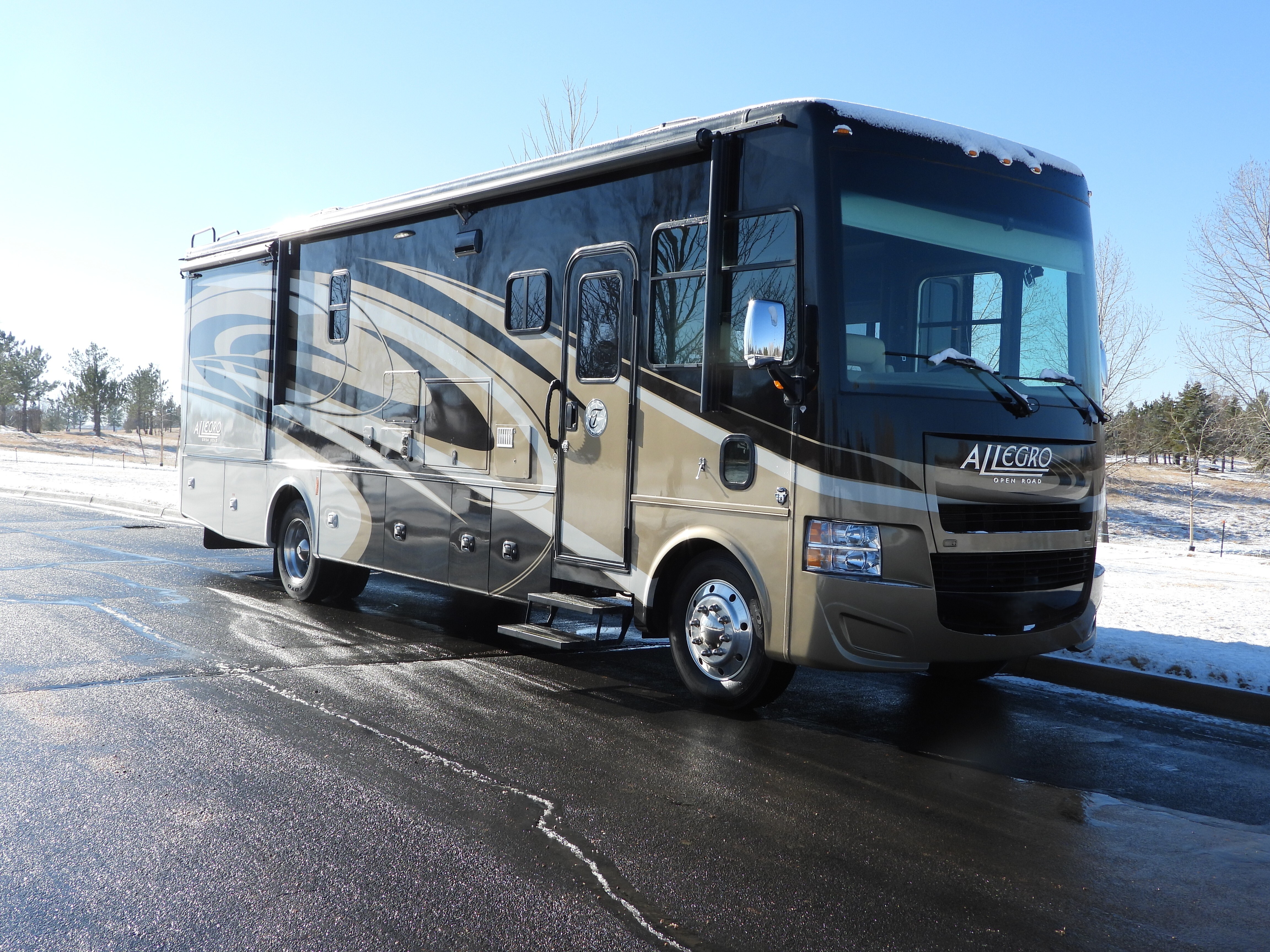 2015 Tiffin Motorhomes ALLEGRO OPEN ROAD 32 SA in broomfield CO