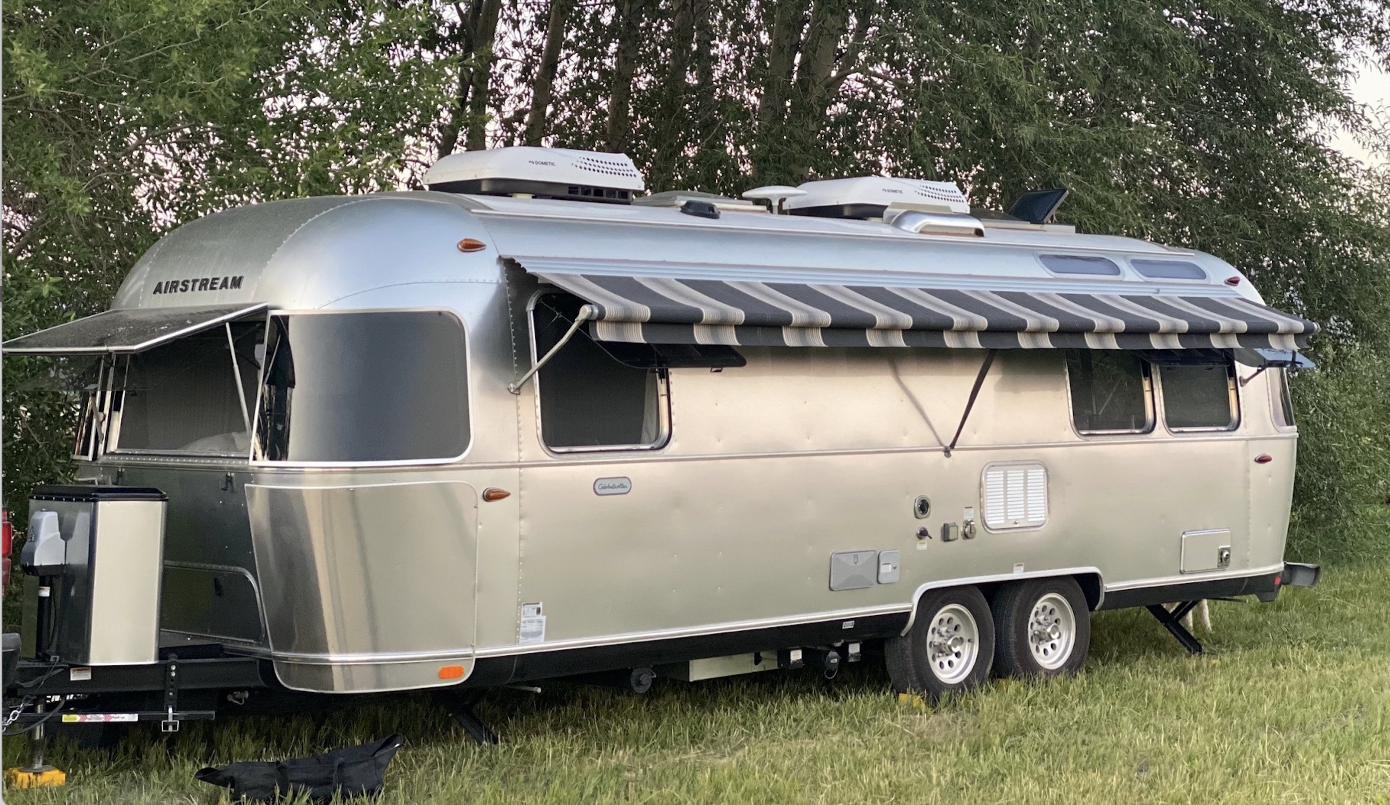 2019 Airstream GLOBETROTTER 27FBQ in hermosa beach CA