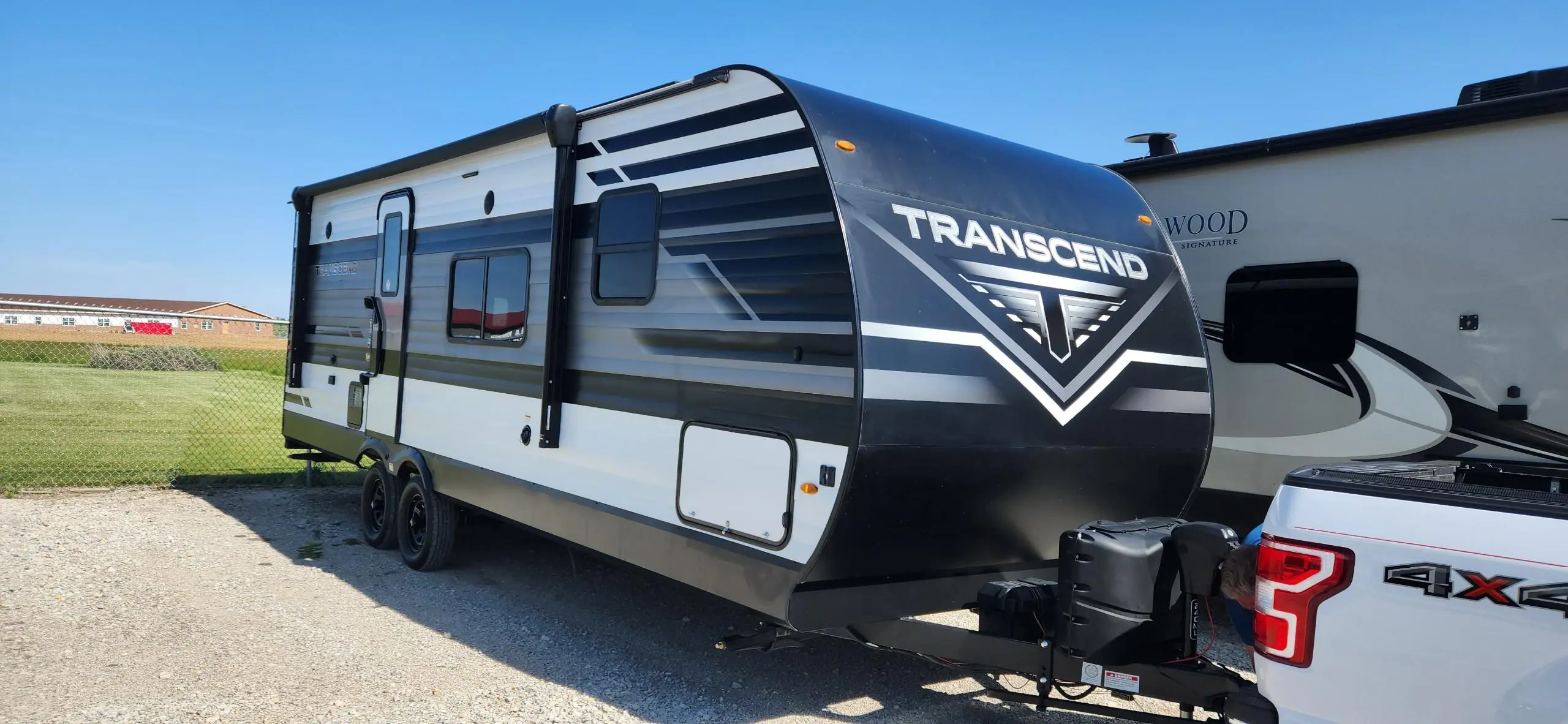 2022 Grand Design TRANSCEND XPLOR 240ML RV