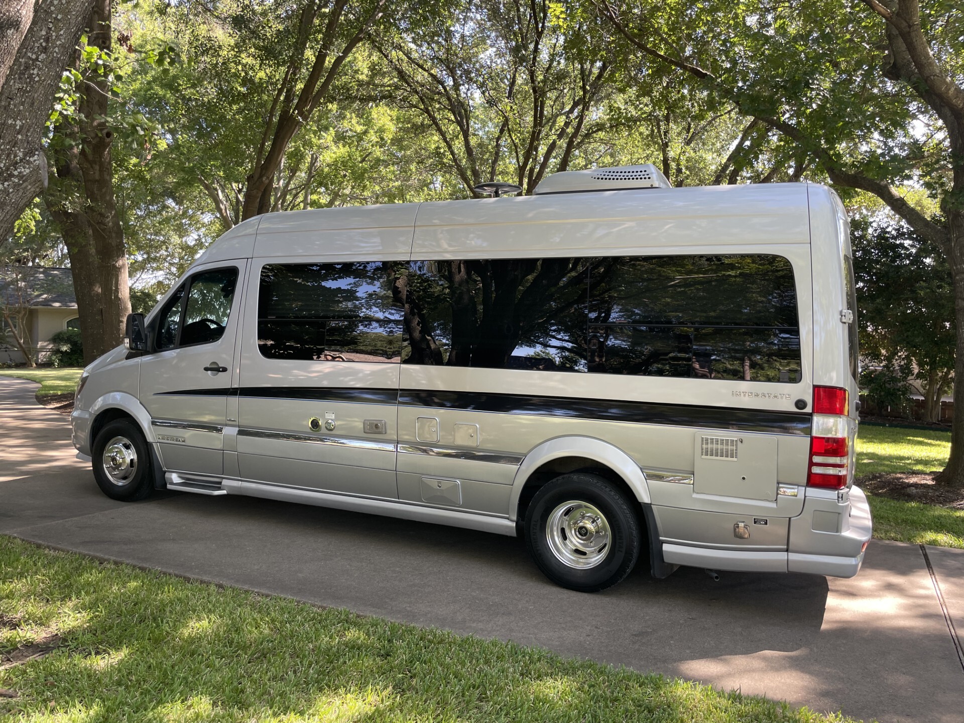 2015 Airstream INTERSTATE 3500 LOUNGE RV