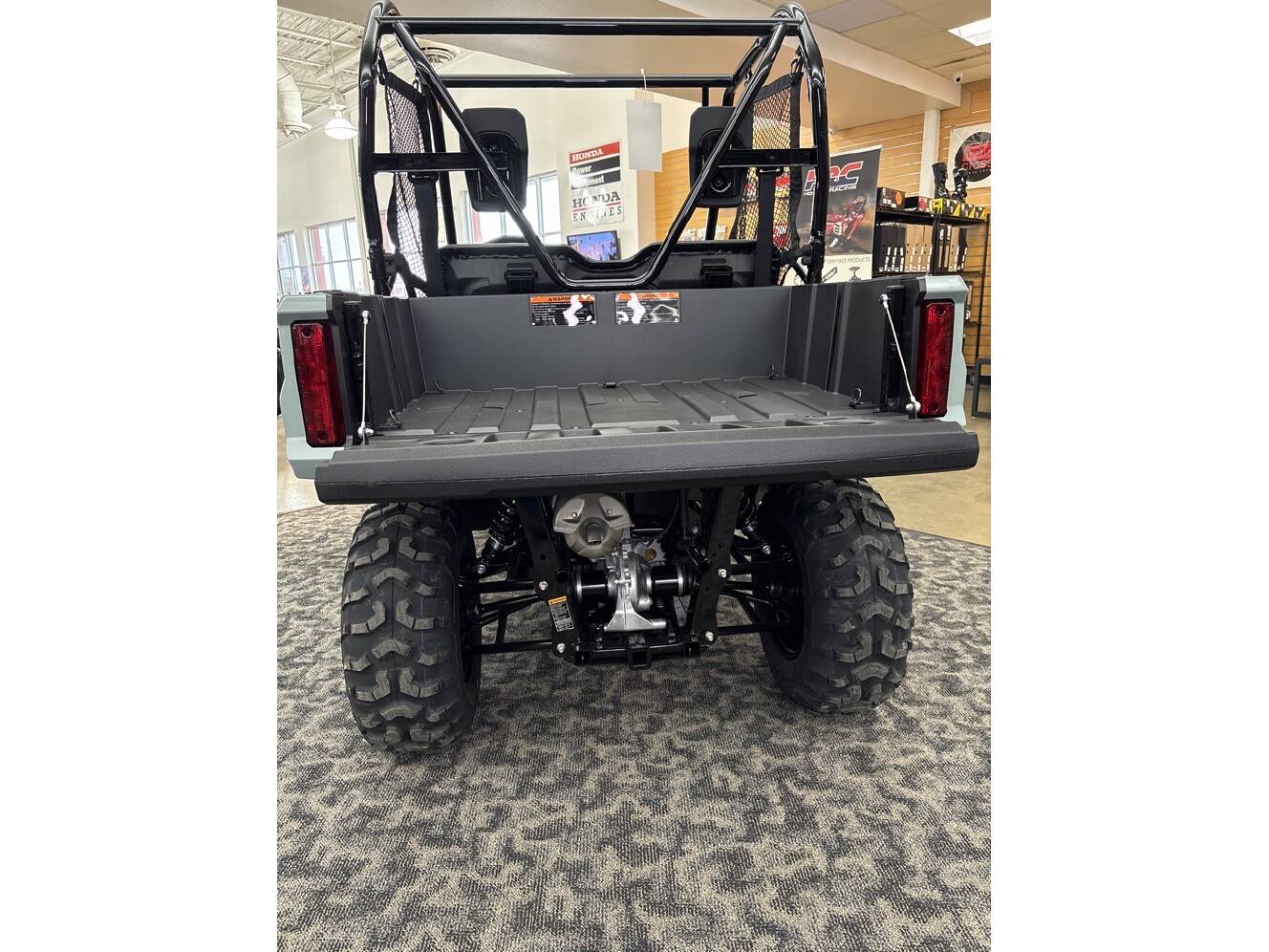 A photo of this 2026 Honda SXS 520
