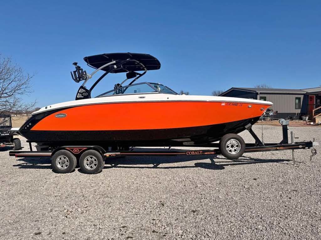 2019 Cobalt Boats R7 Surf R8 in el dorado KS