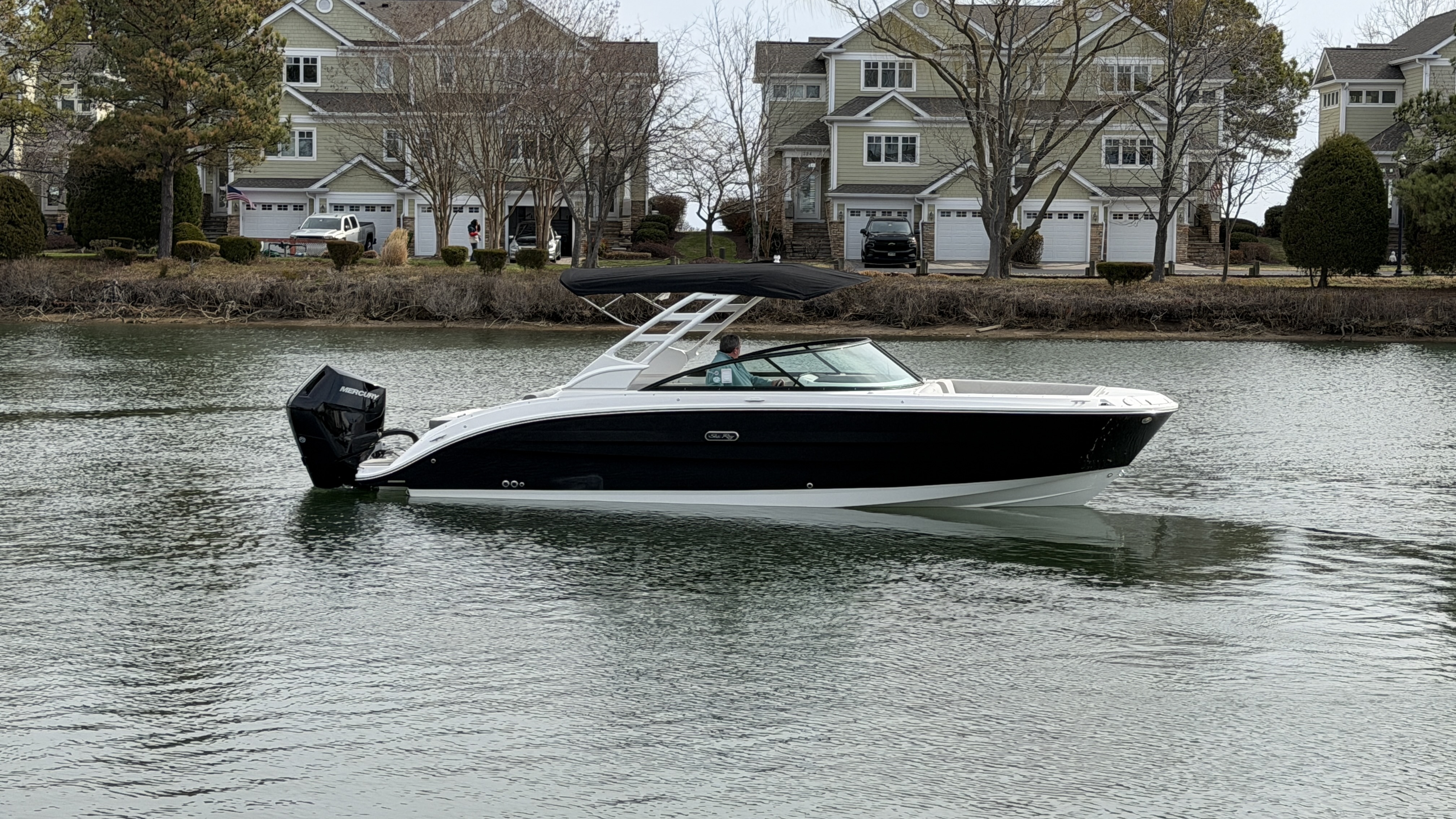 2026 Sea Ray SDX 270 Outboard 290 OUTBOARD in grasonville MD