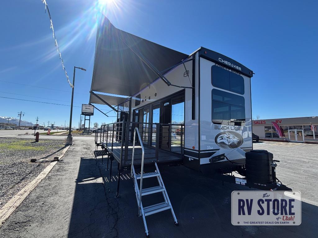 2026 Forest River Rv Cherokee Timberwolf Black Label 27MDKBL in logan UT