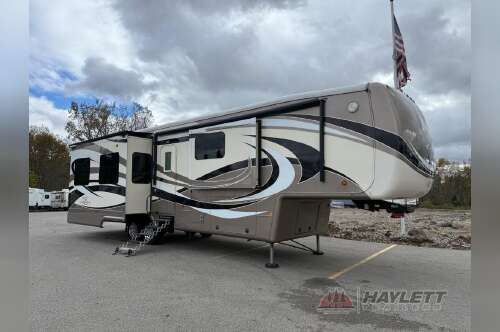 2015 DRV LUXURY SUITES Mobile Suites 39 DBRS3 in coldwater MI