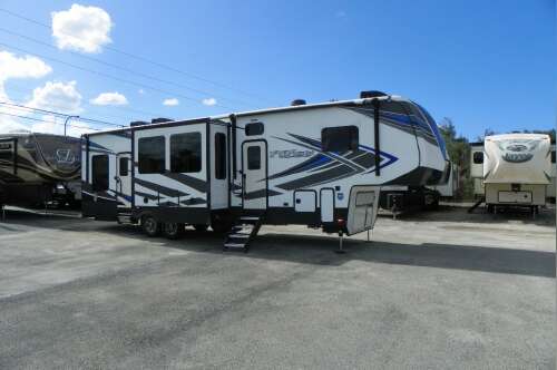 2020 Keystone Rv Fuzion 373 in hobe sound FL