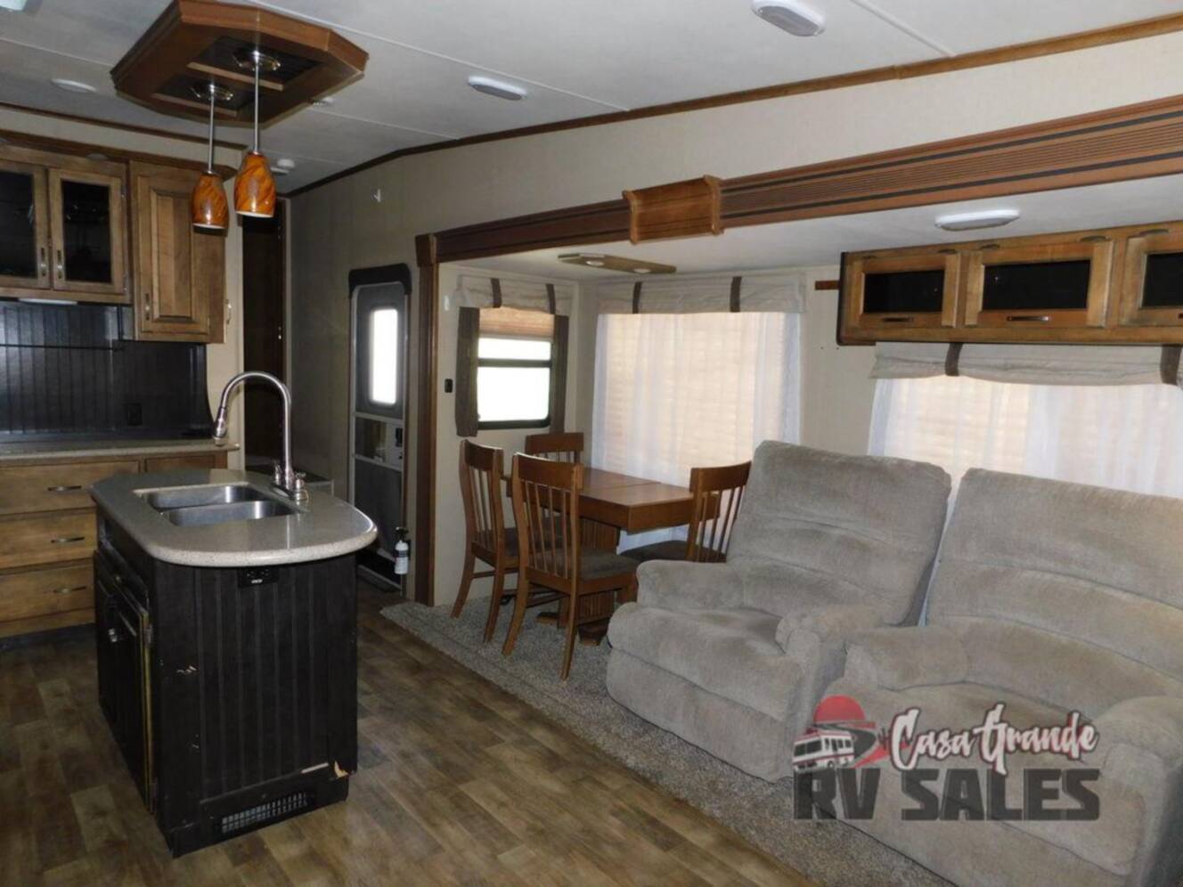 A photo of this 2016 Grand Design Reflection 303RLS