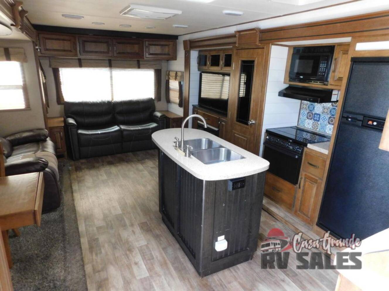 A photo of this 2015 Grand Design Reflection 313RLTS