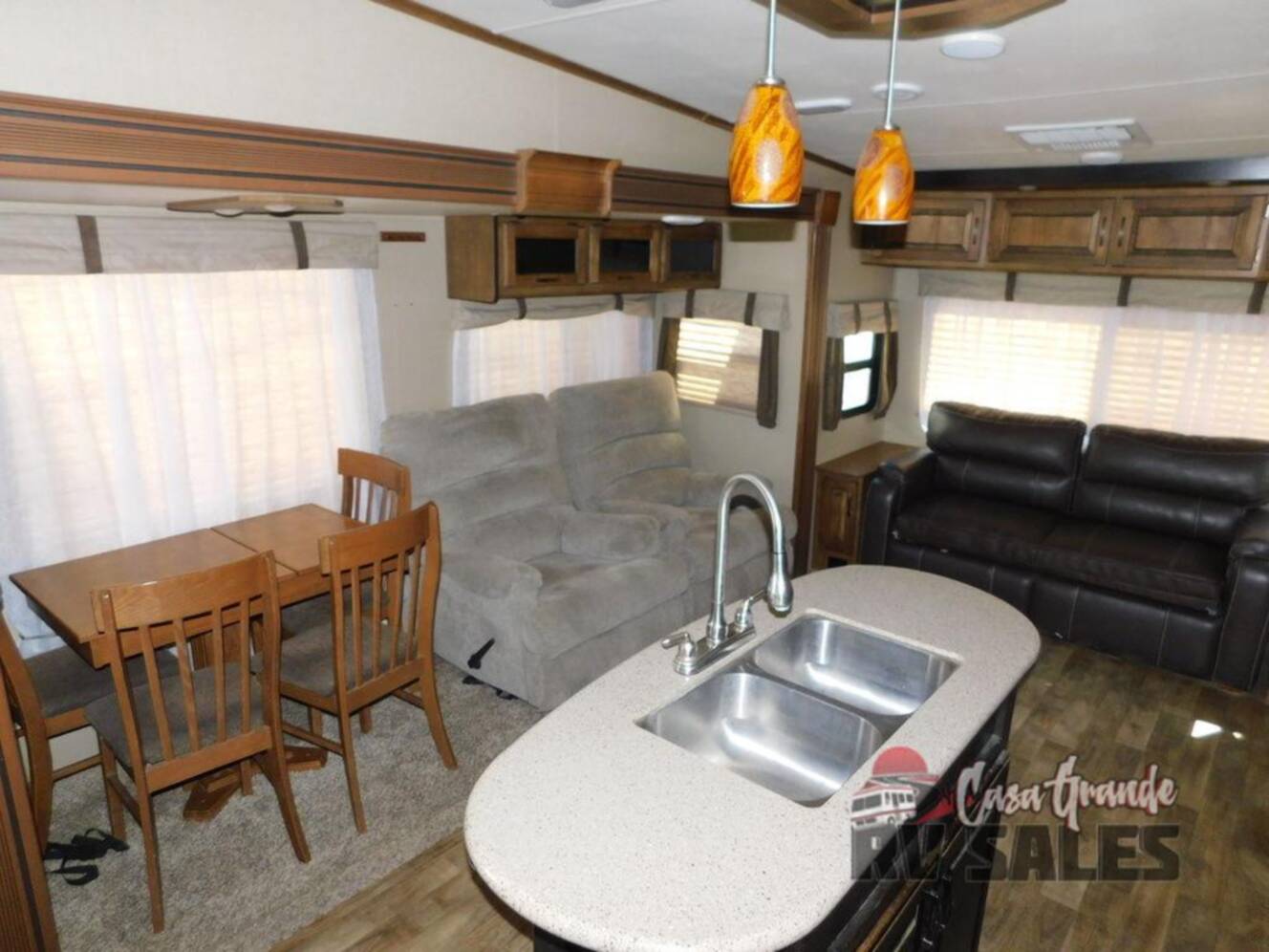 A photo of this 2016 Grand Design Reflection 303RLS