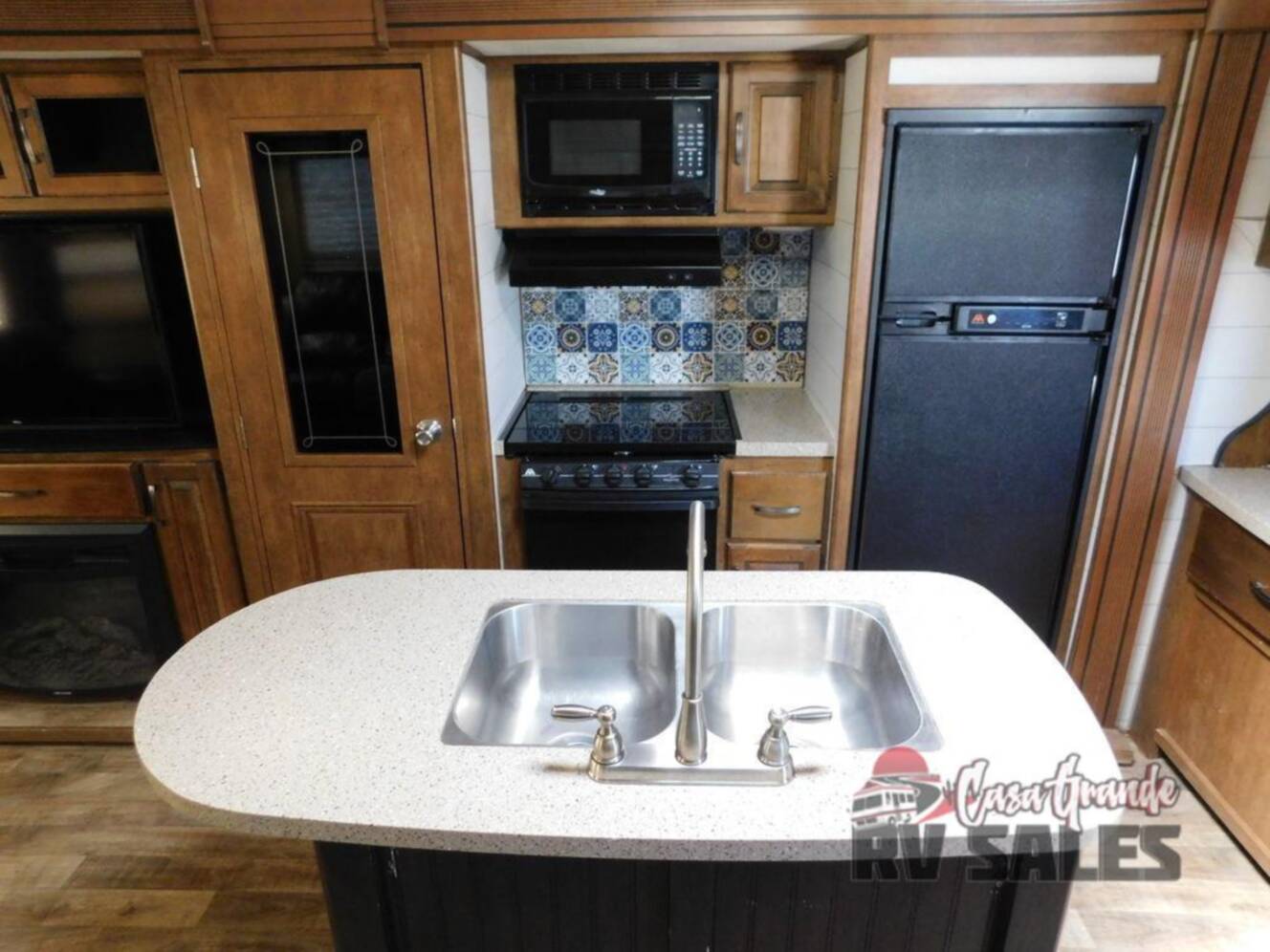 A photo of this 2015 Grand Design Reflection 313RLTS