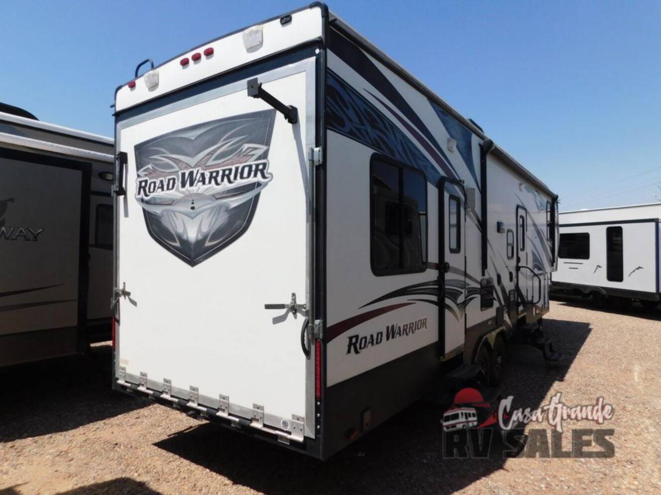 A photo of this 2015 Heartland Road Warrior 310