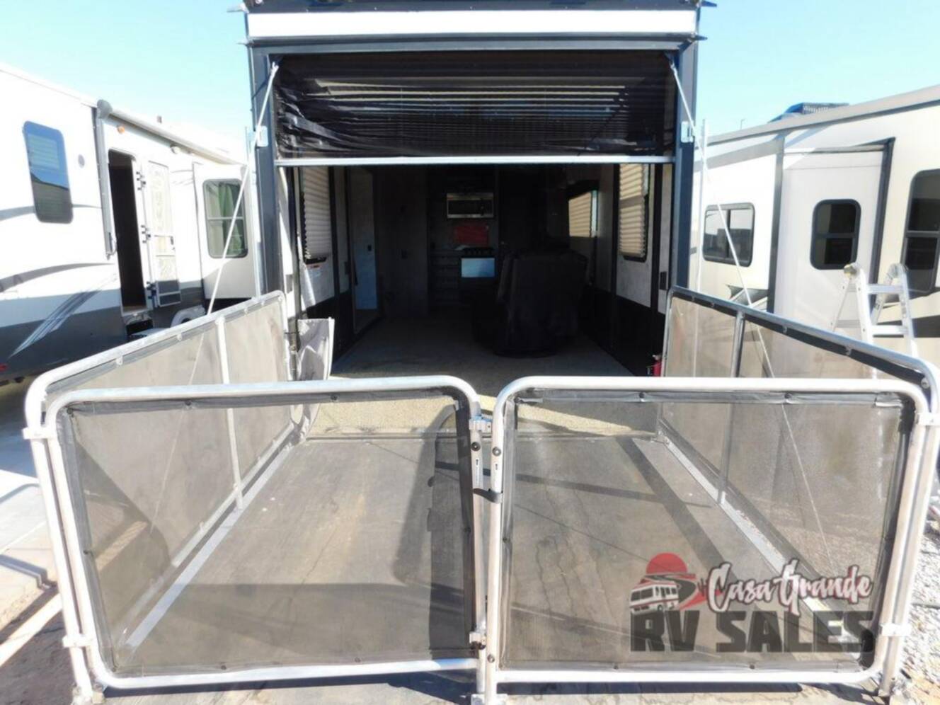 A photo of this 2016 Winnebago Industries Towables Spyder 32SC