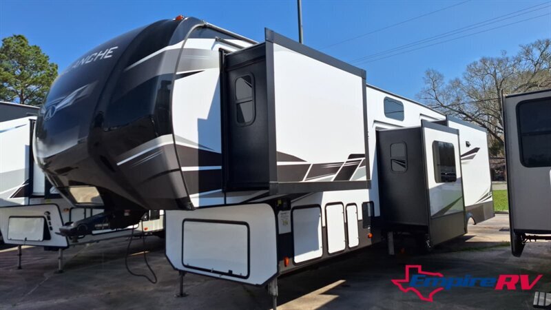2020 Keystone AVALANCHE 366MB in liberty TX