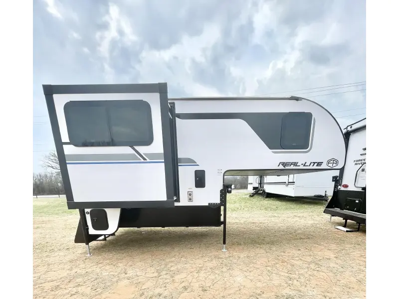 2026 PALOMINO REAL-LITE HS1912