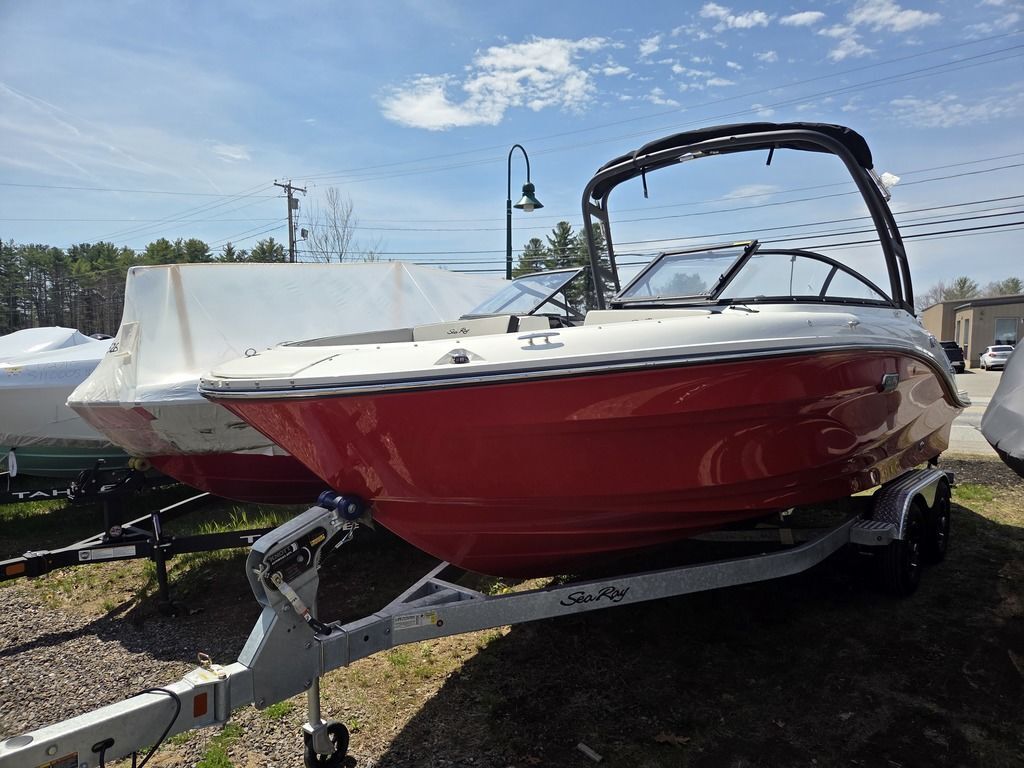 2026 Sea Ray SPX 210 Outboard in raymond ME
