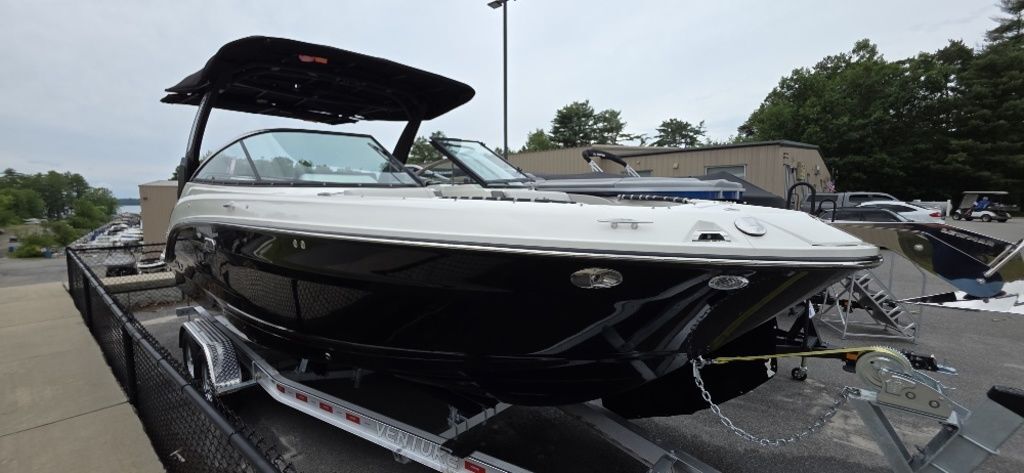 2026 Sea Ray SLX 260 Outboard W 230 in raymond ME