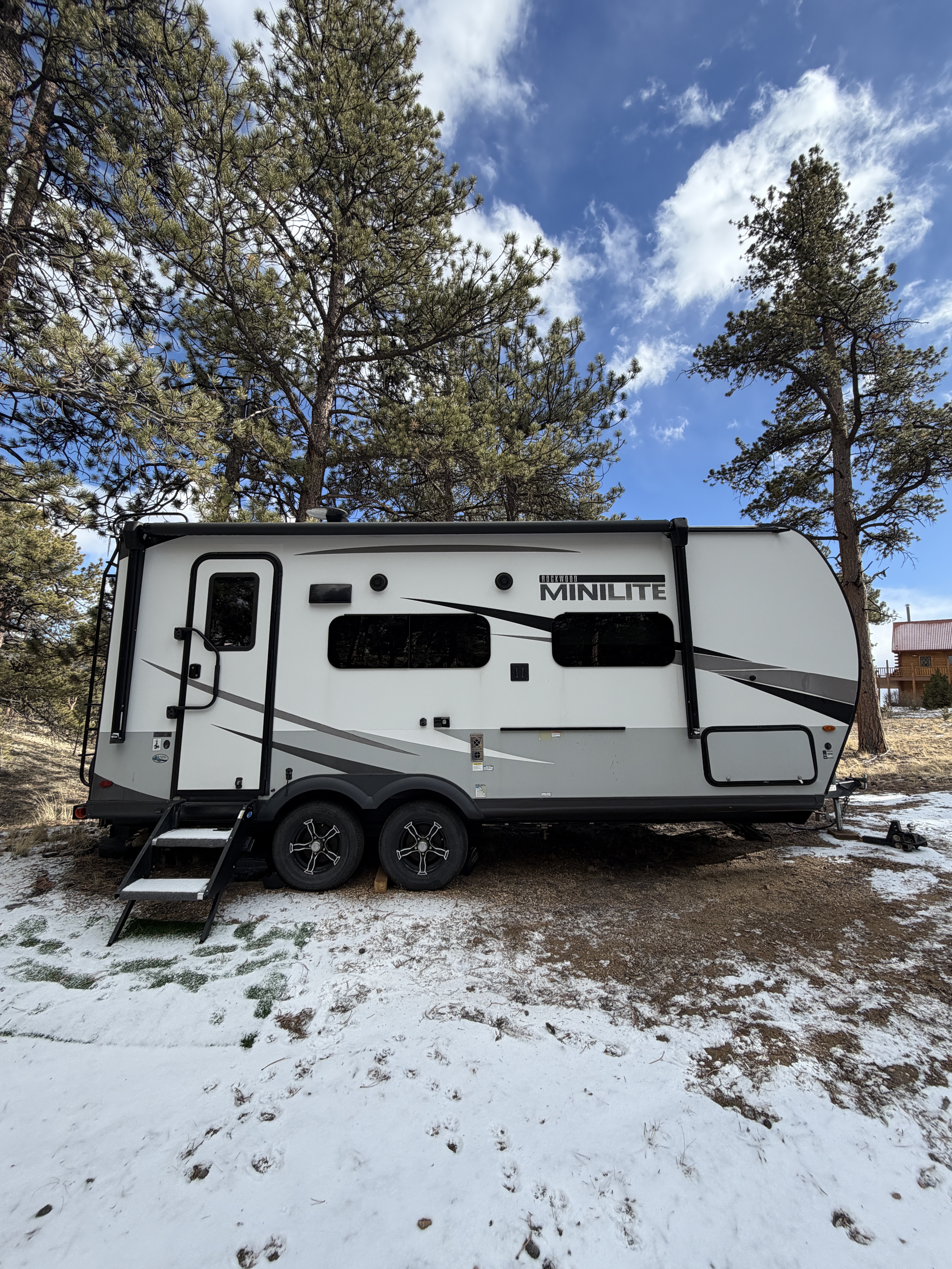 2023 Forest River ROCKWOOD MINI LITE 2109S in denver CO