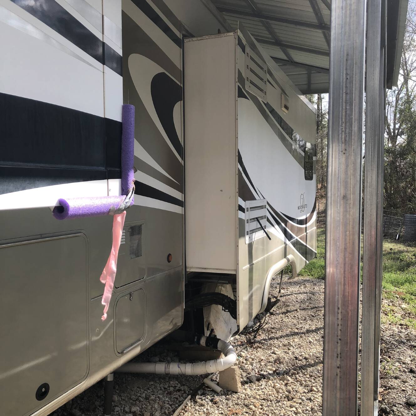 A photo of this 2010 DRV MOBILE SUITES 36TK3