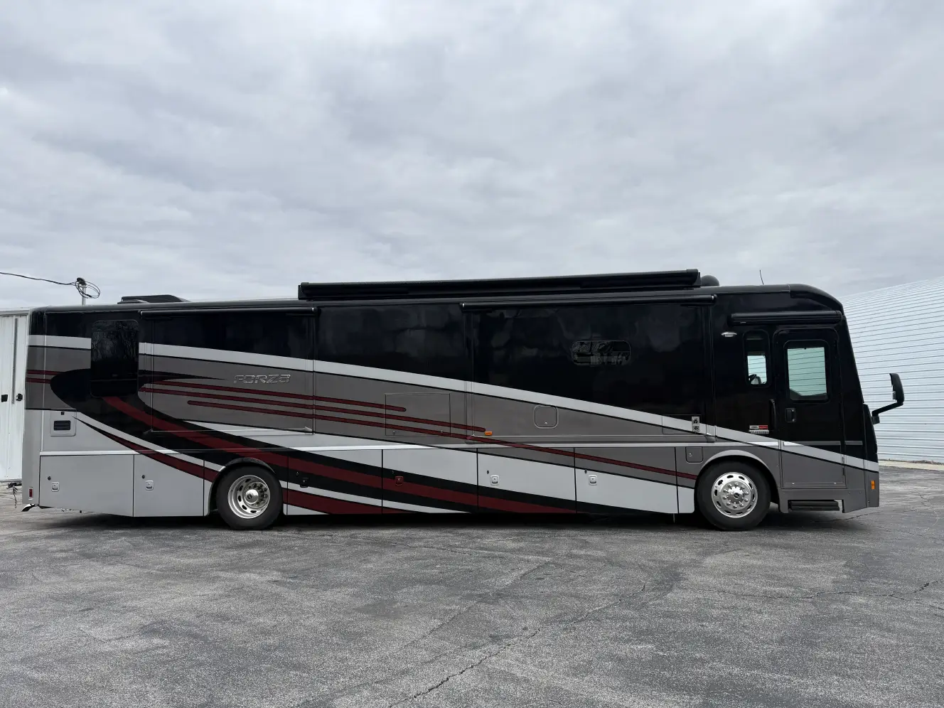 A photo of this 2019 Winnebago FORZA 38F