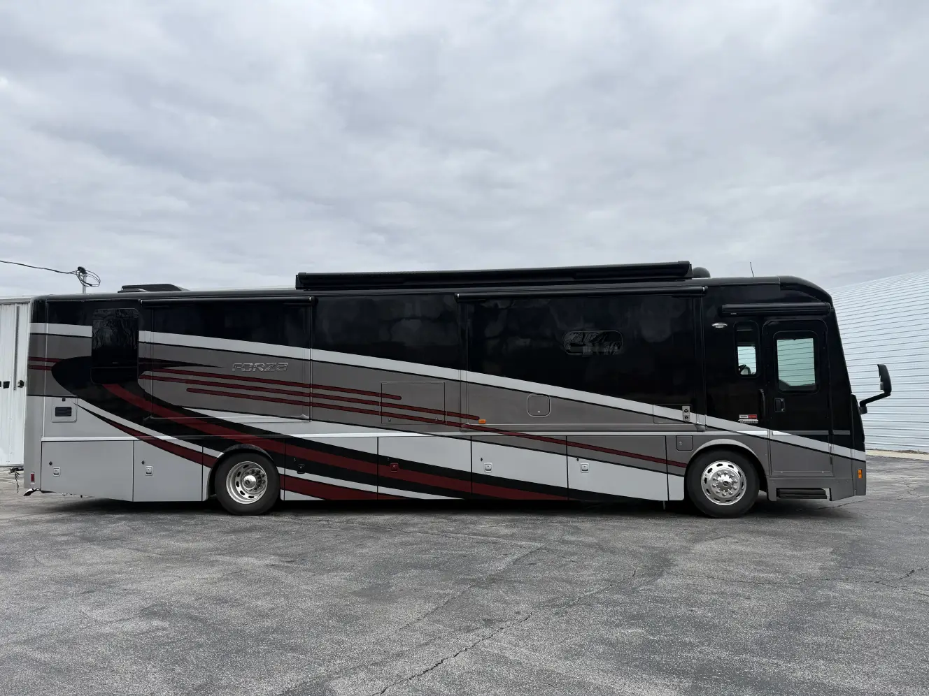 A photo of this 2019 Winnebago FORZA 38F