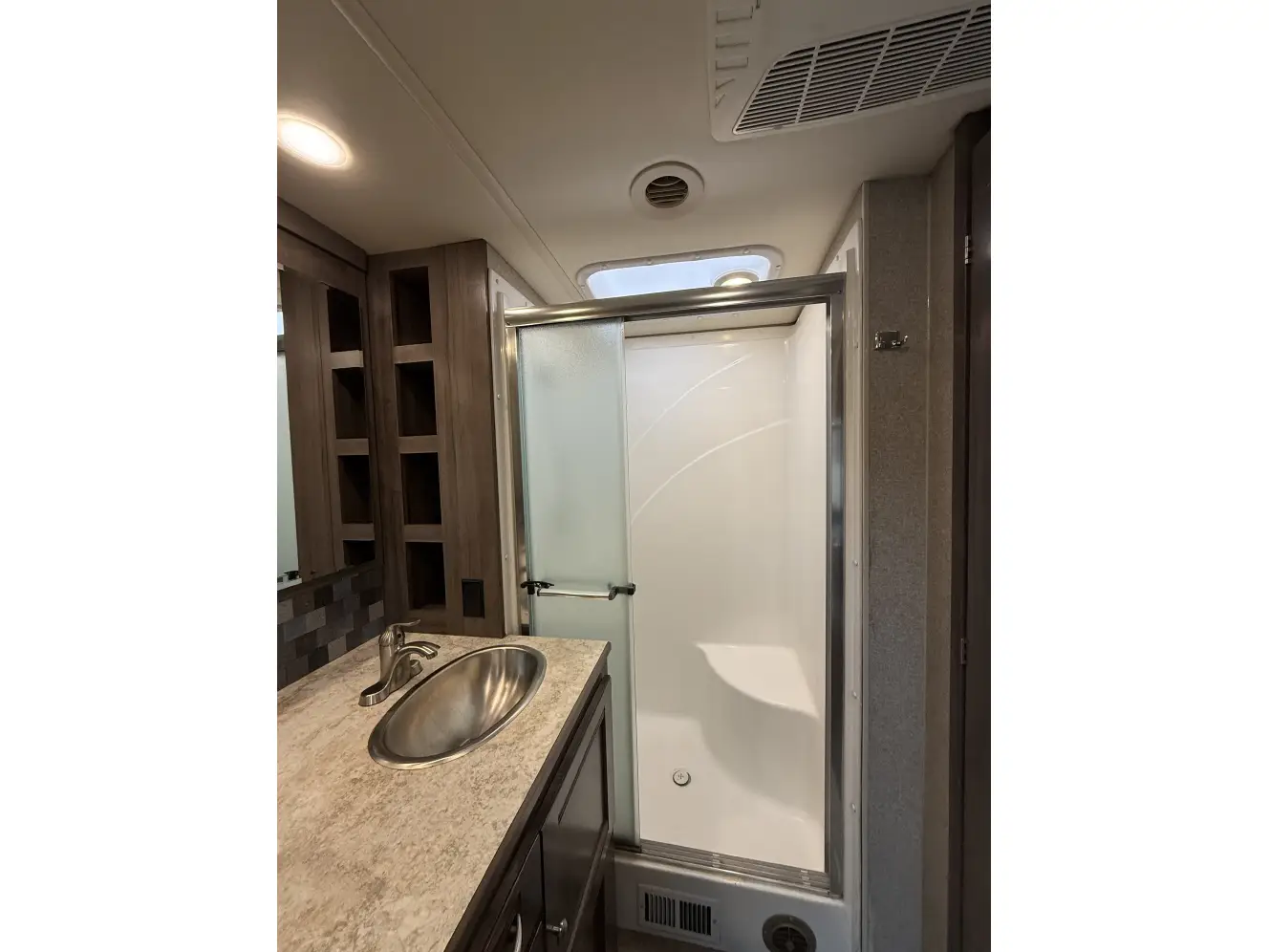 A photo of this 2019 Winnebago FORZA 38F