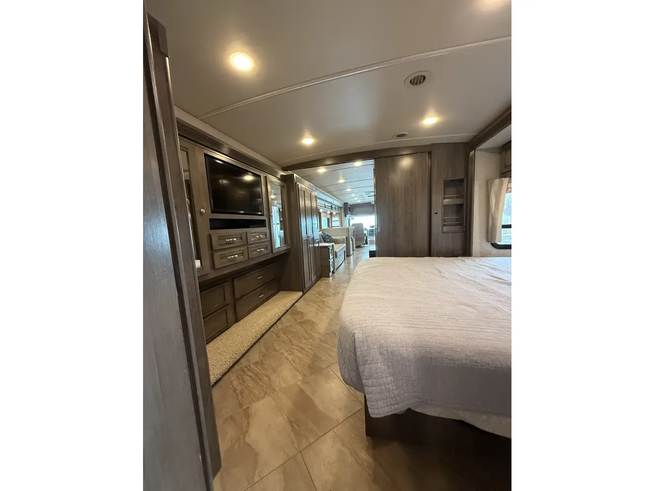 A photo of this 2019 Winnebago FORZA 38F