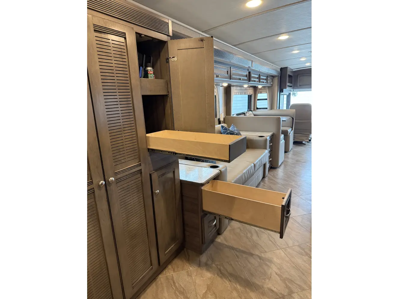A photo of this 2019 Winnebago FORZA 38F