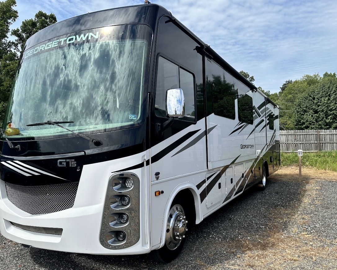 2021 Forest River GEORGETOWN 5 SERIES GT5 36B5 in stokesdale NC