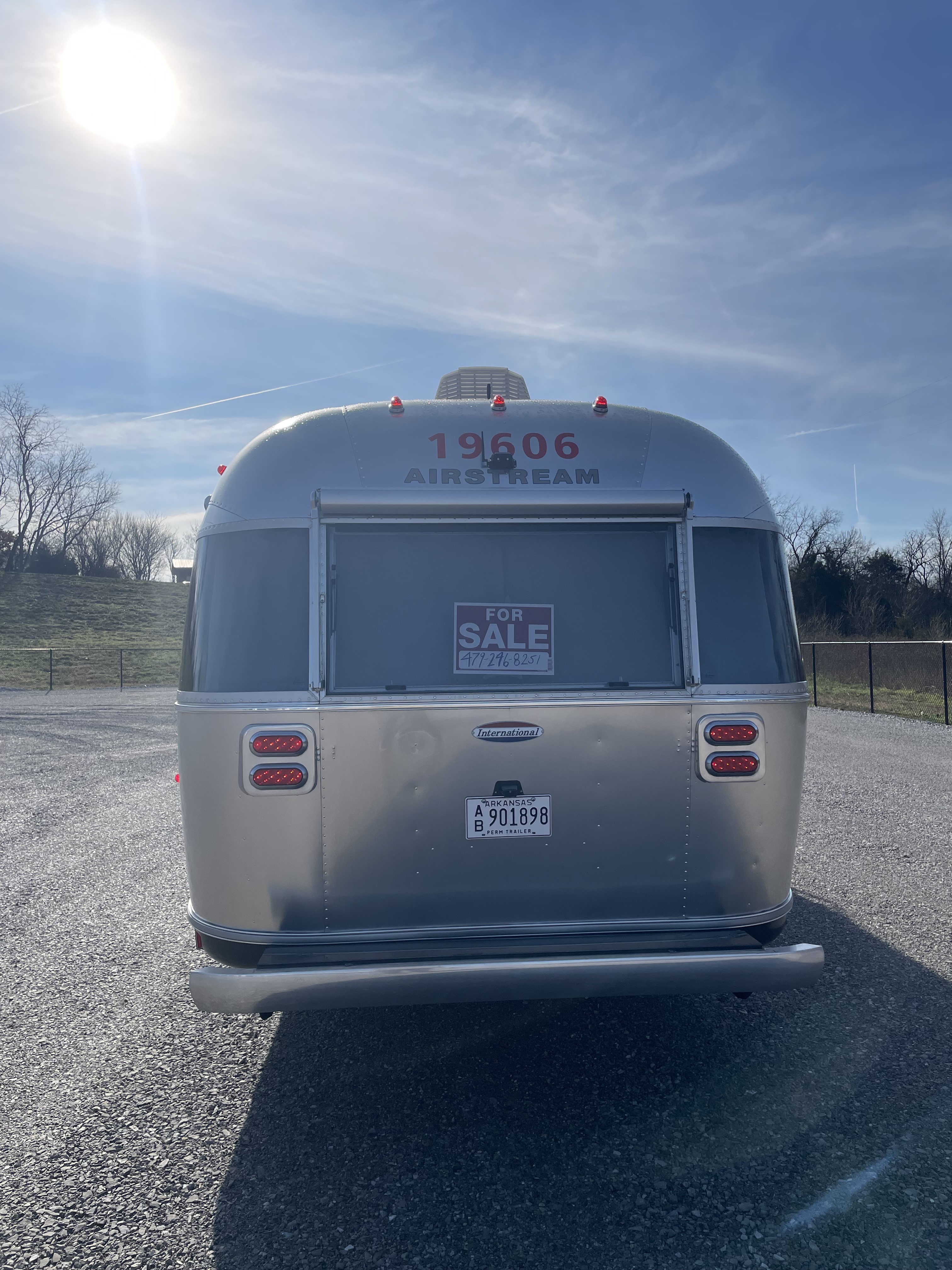 2012 Airstream INTERNATIONAL SIGNATURE 27FBQ in bentonville AR