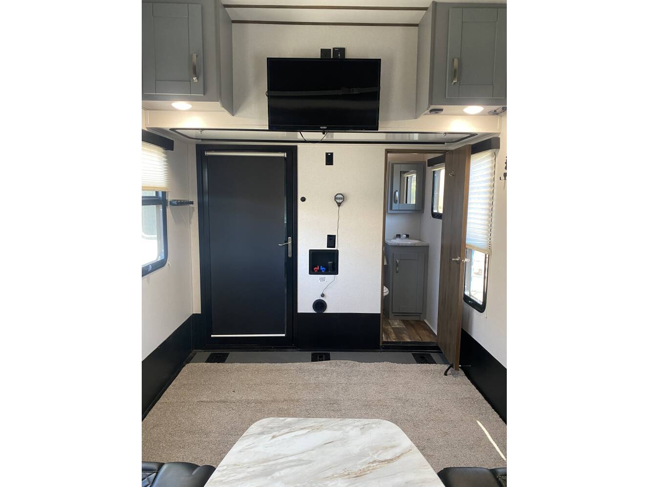 A photo of this 2020 Keystone FUZION 427