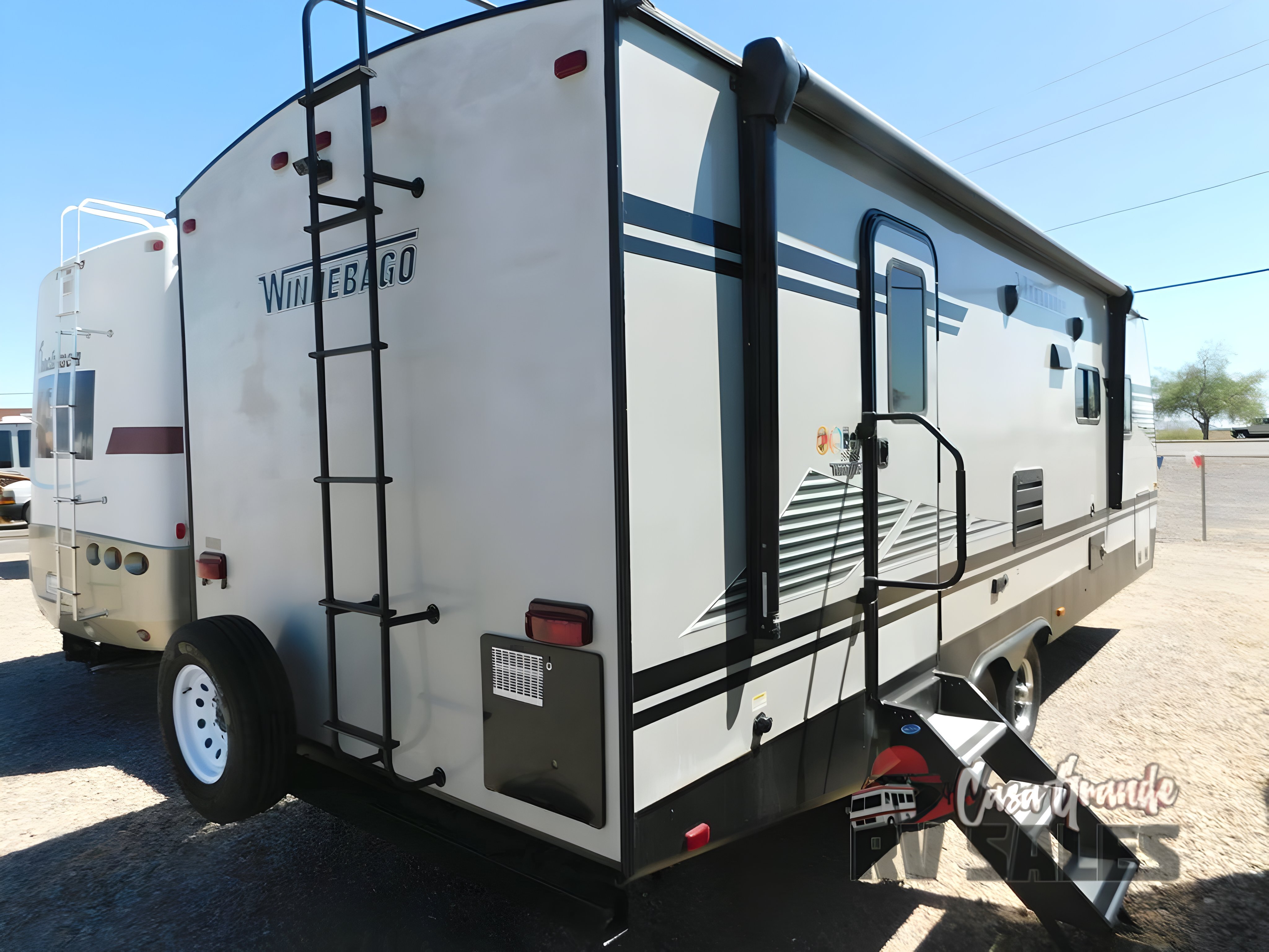 2020 Winnebago Industries Towables Minnie Plus 26RBSS in casa grande AZ