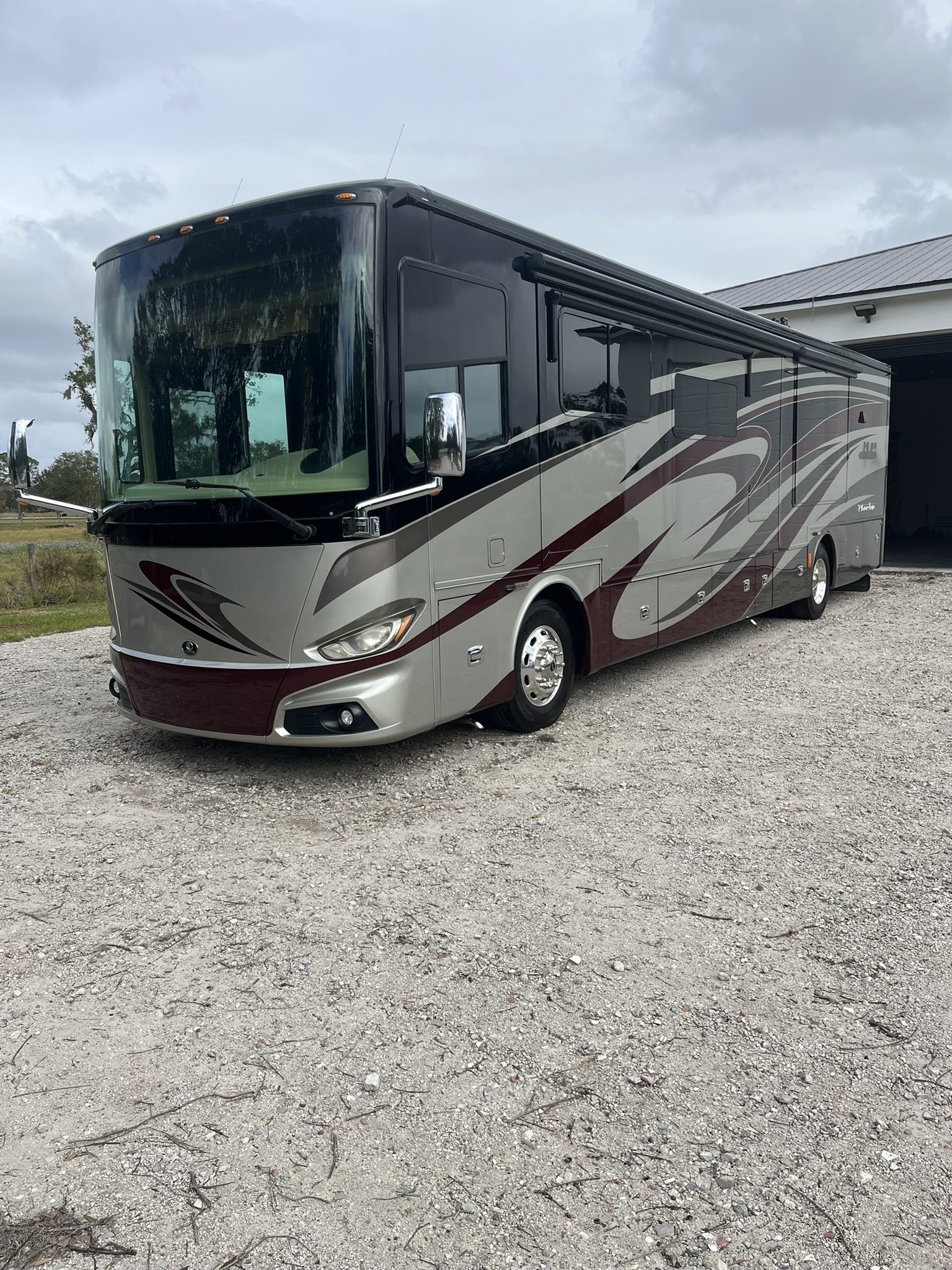 2018 Tiffin Motorhomes PHAETON 40 QBH RV