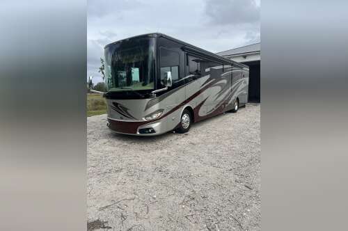 2018 Tiffin Motorhomes PHAETON 40 QBH in sarasota FL