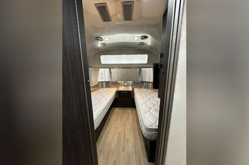 2019 Airstream INTERNATIONAL SIGNATURE 28RBT in croton on hudson NY