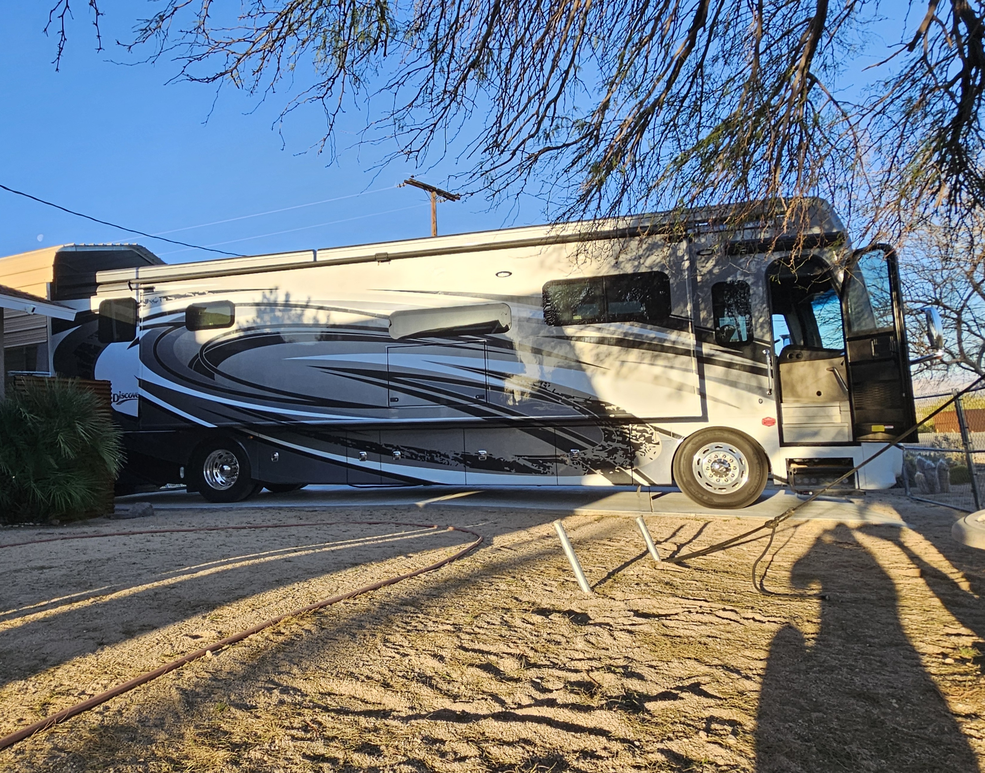 2020 Fleetwood DISCOVERY 40D in twentynine palms CA