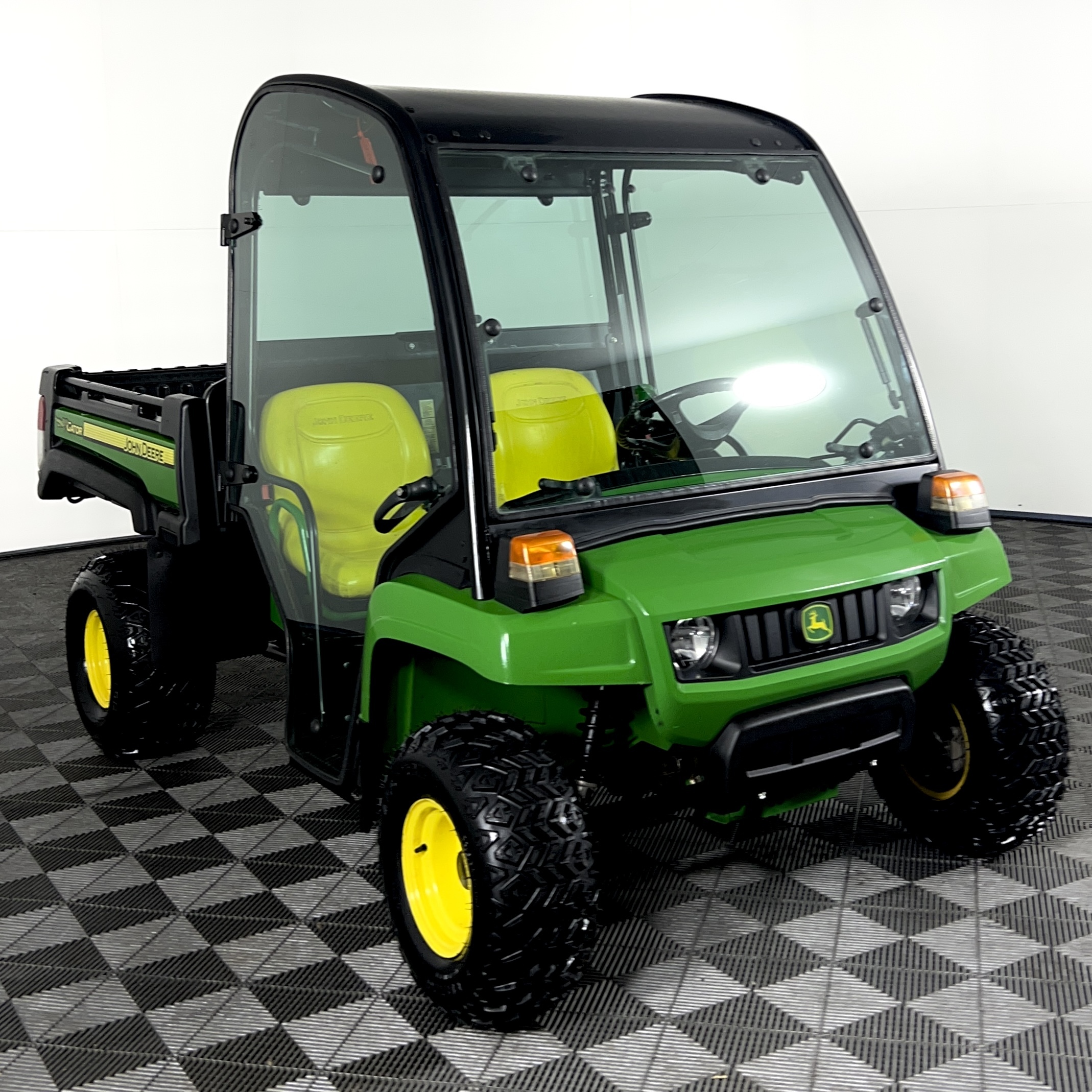 2014 John Deere Gator 750 BASE in carson city MI