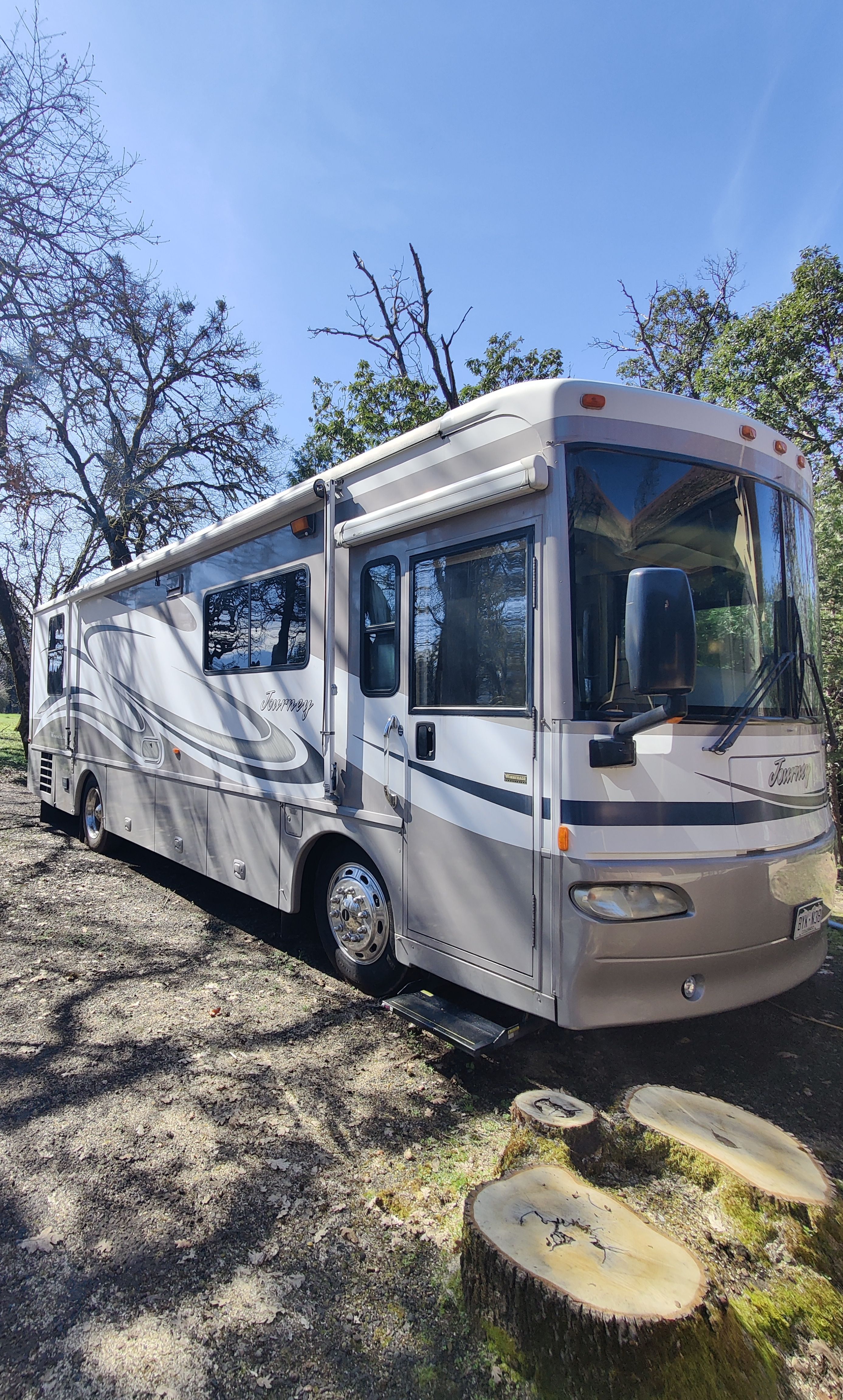 2005 Winnebago JOURNEY 32T RV