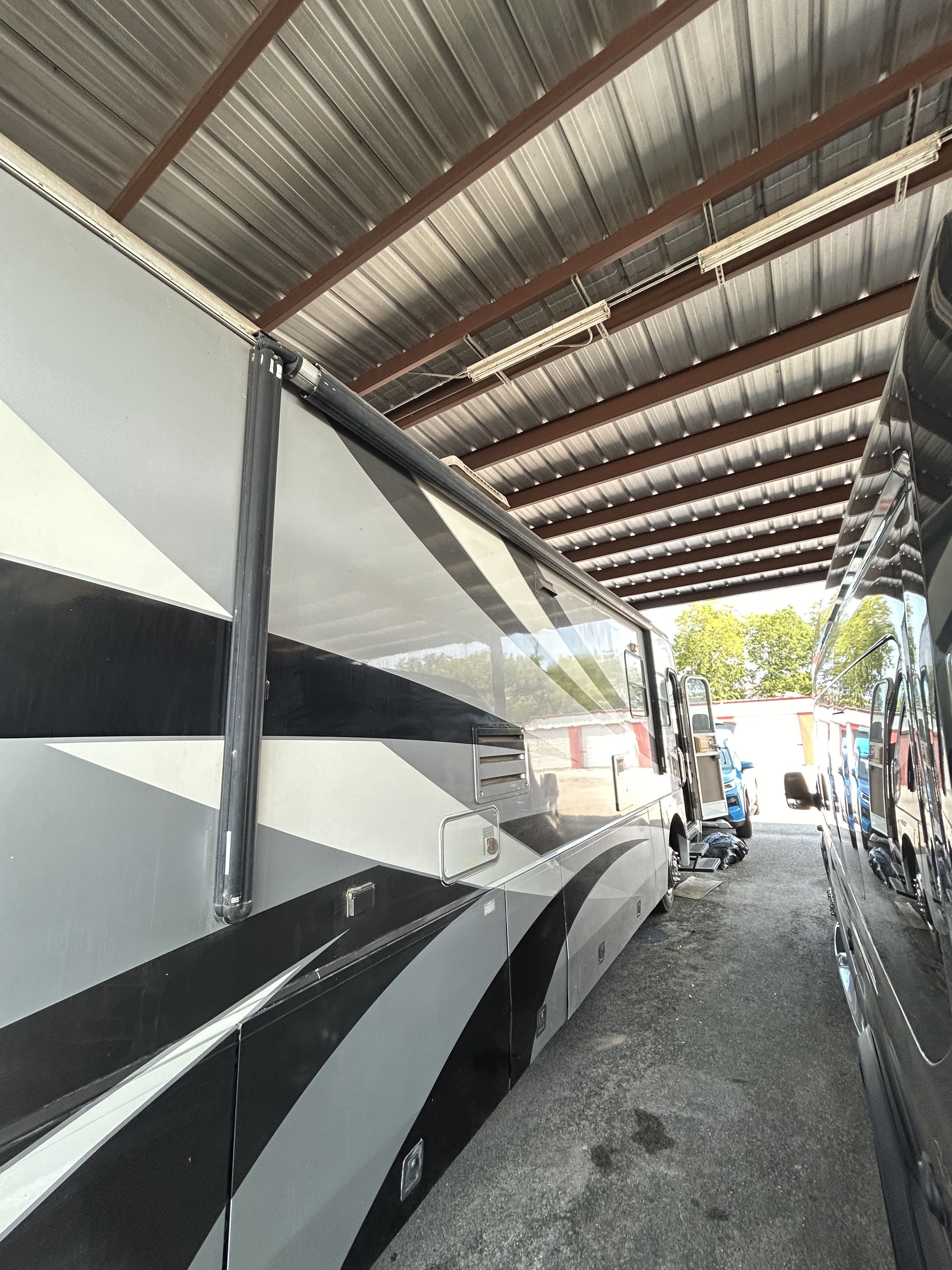 2004 Coachmen CROSS COUNTRY SE in florence CO