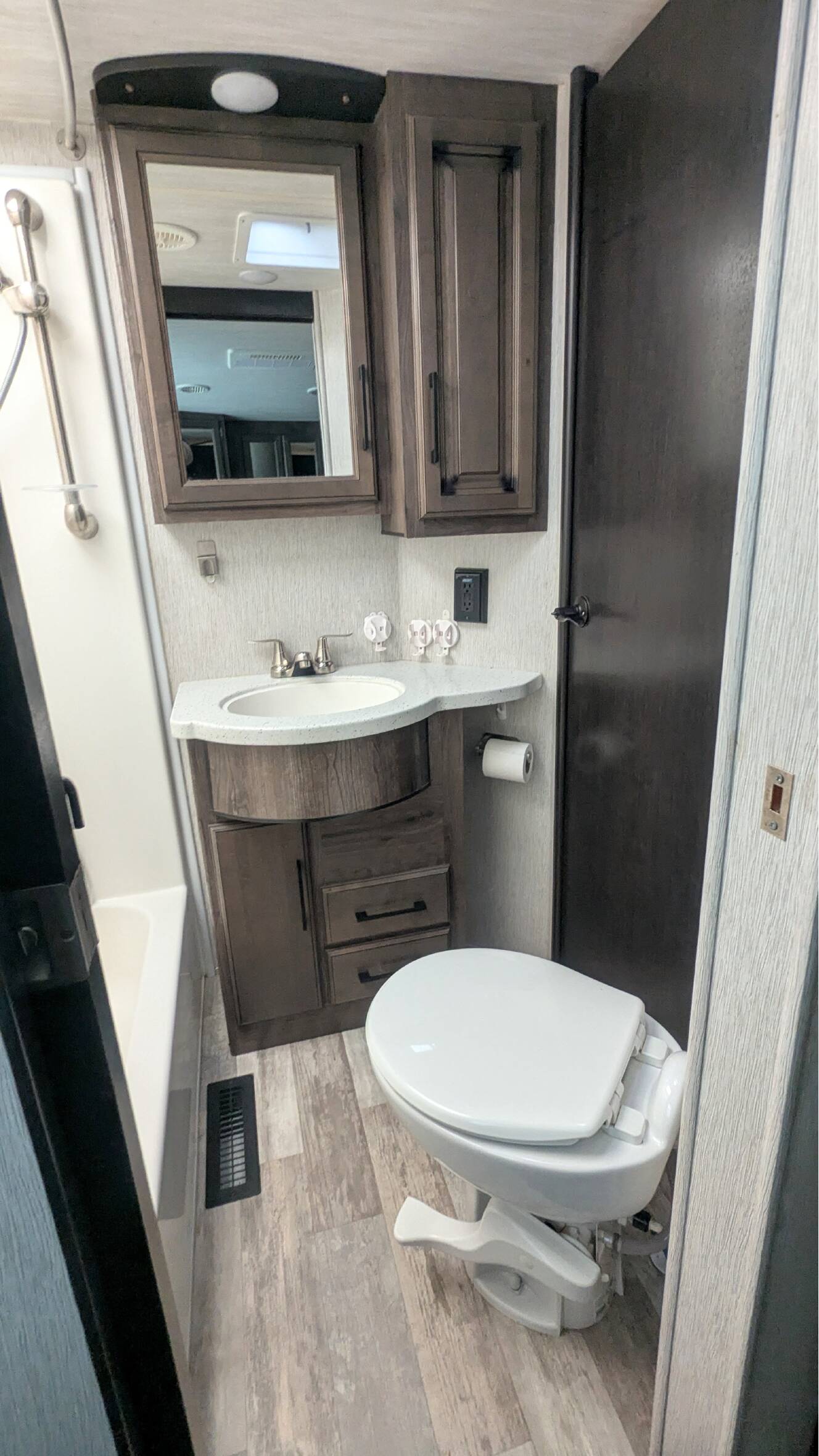 A photo of this 2020 Heartland CYCLONE 4007