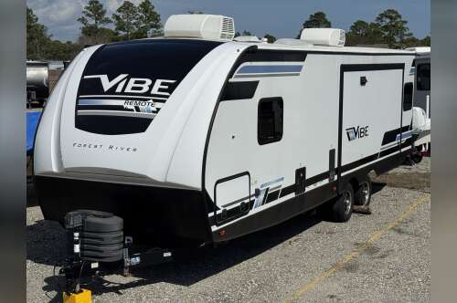 2024 Forest River VIBE REMOTE 28RL in hampstead NC
