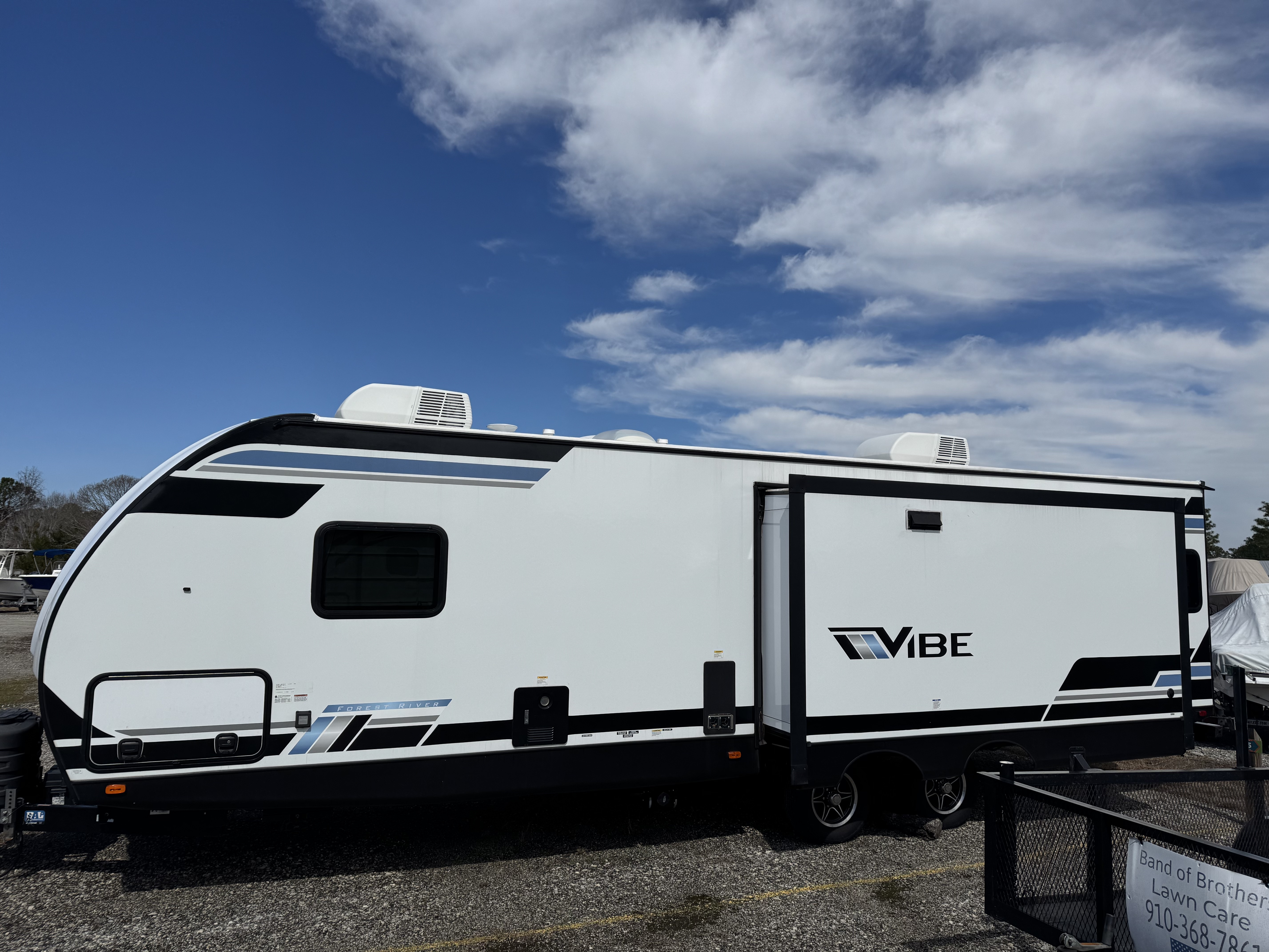 2024 Forest River VIBE REMOTE 28RL in hampstead NC