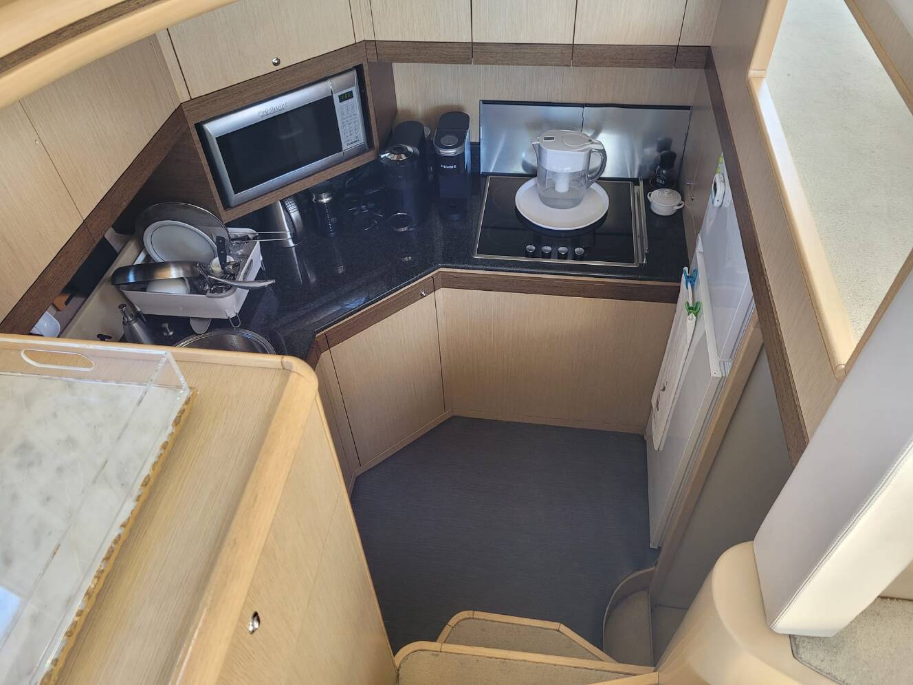 A photo of this 2006 Ferretti 550 Flybridge