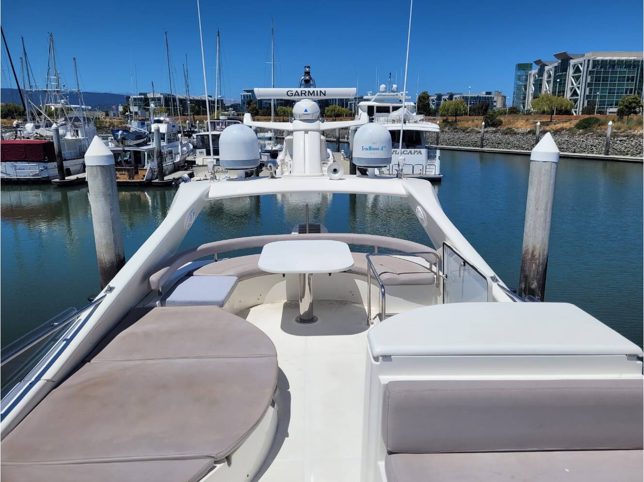 A photo of this 2006 Ferretti 550 Flybridge