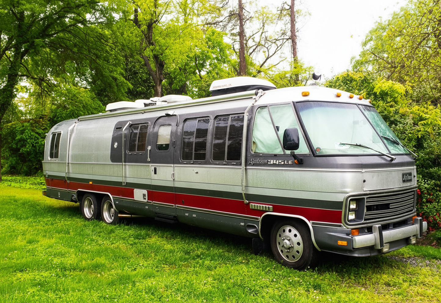 1989 Airstream 345 RV