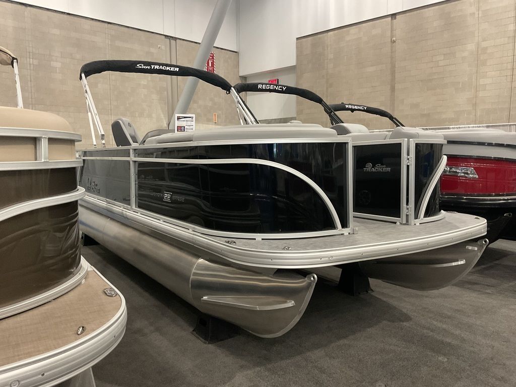 2026 Sun Tracker PB 22 RF 22-DLX in holden ME
