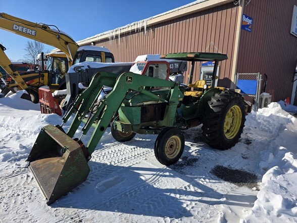 1989 JOHN DEERE 2155 in Duncansville, PA