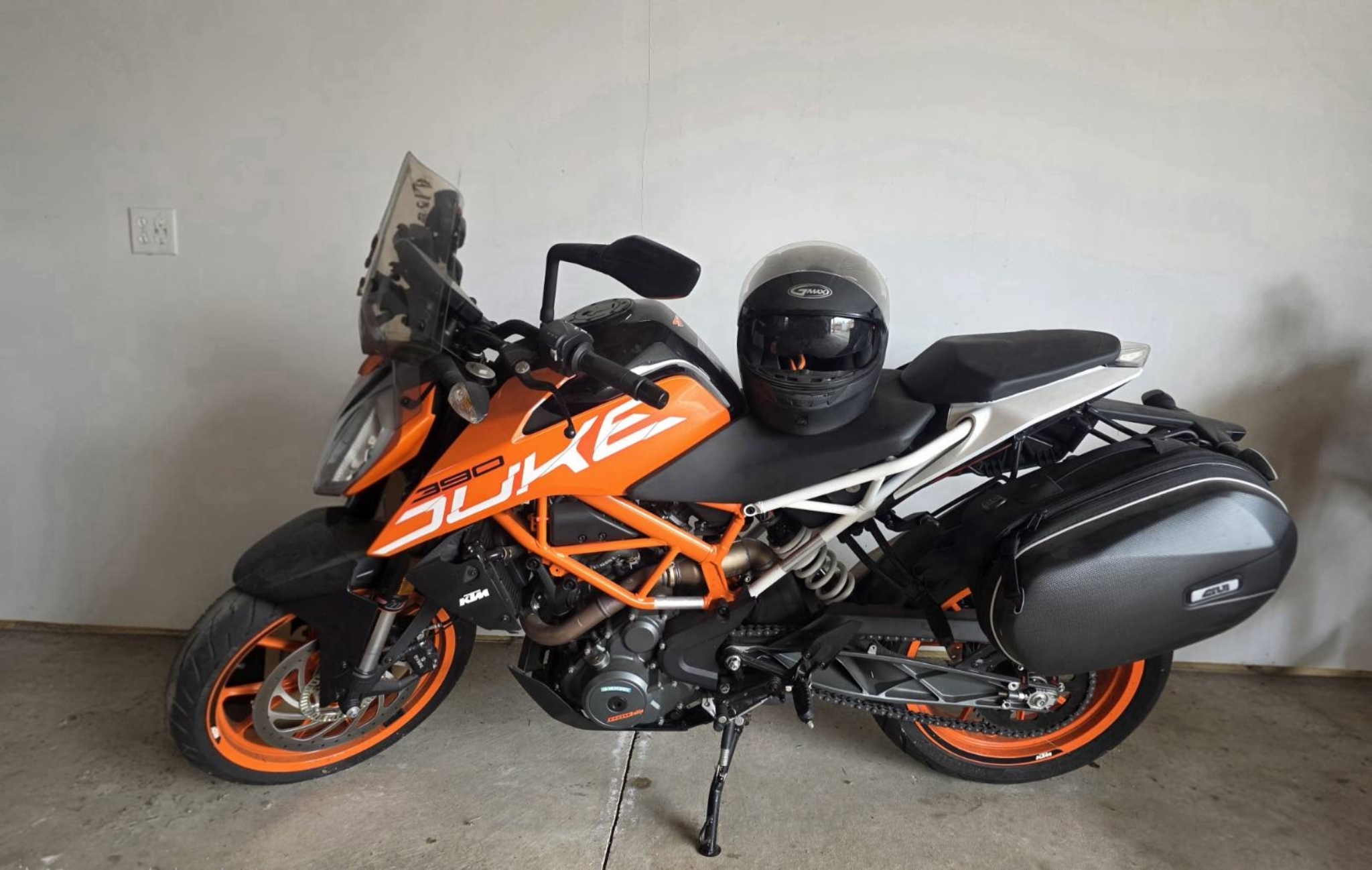 2017 KTM DUKE 390 390 in Hammond, IN
