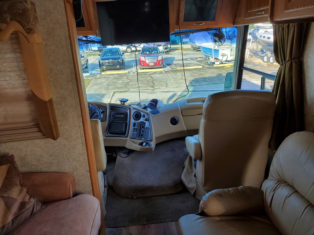 A photo of this 2007 Coachmen Aurora 3650TS
