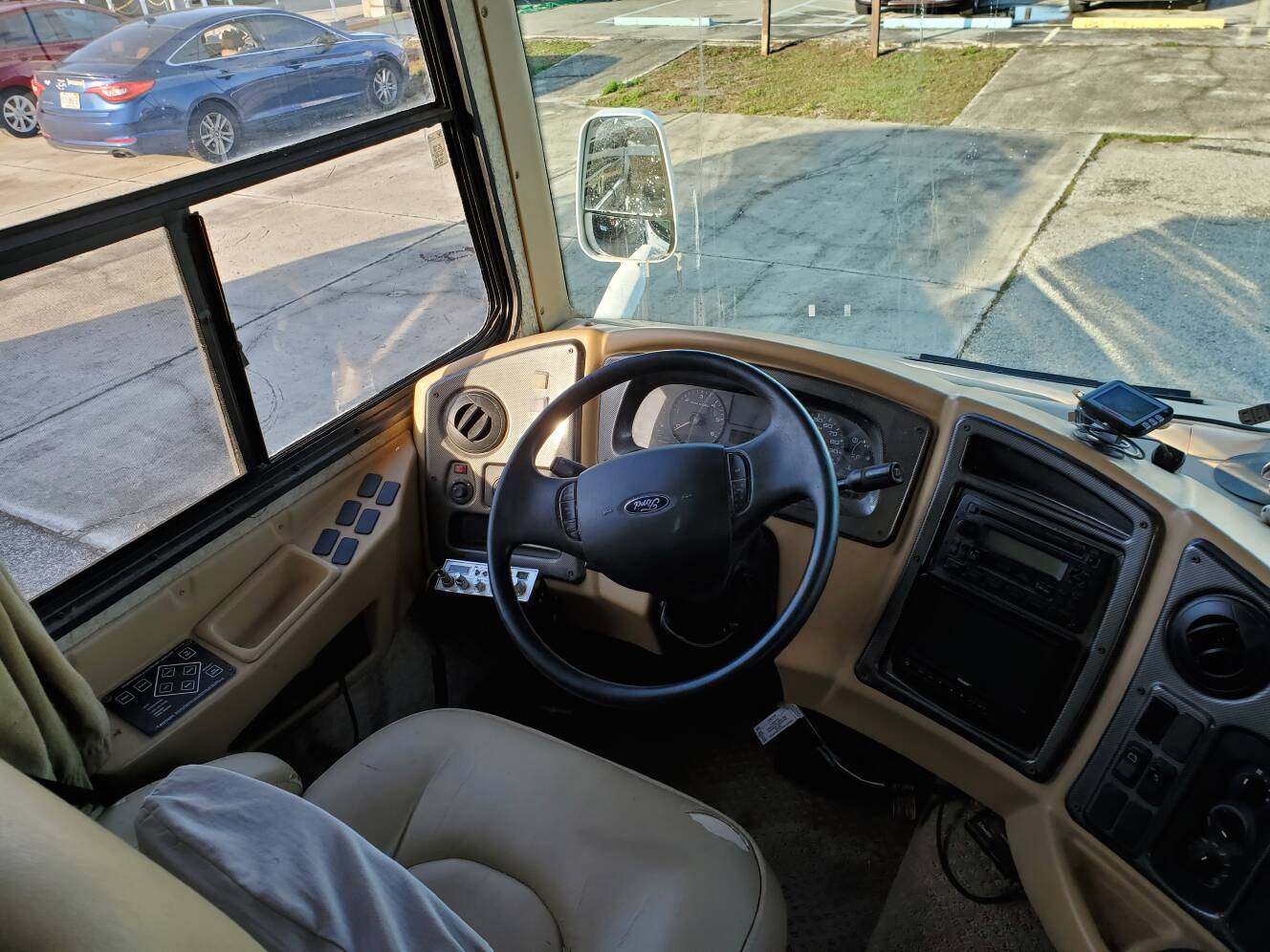 A photo of this 2007 Coachmen Aurora 3650TS