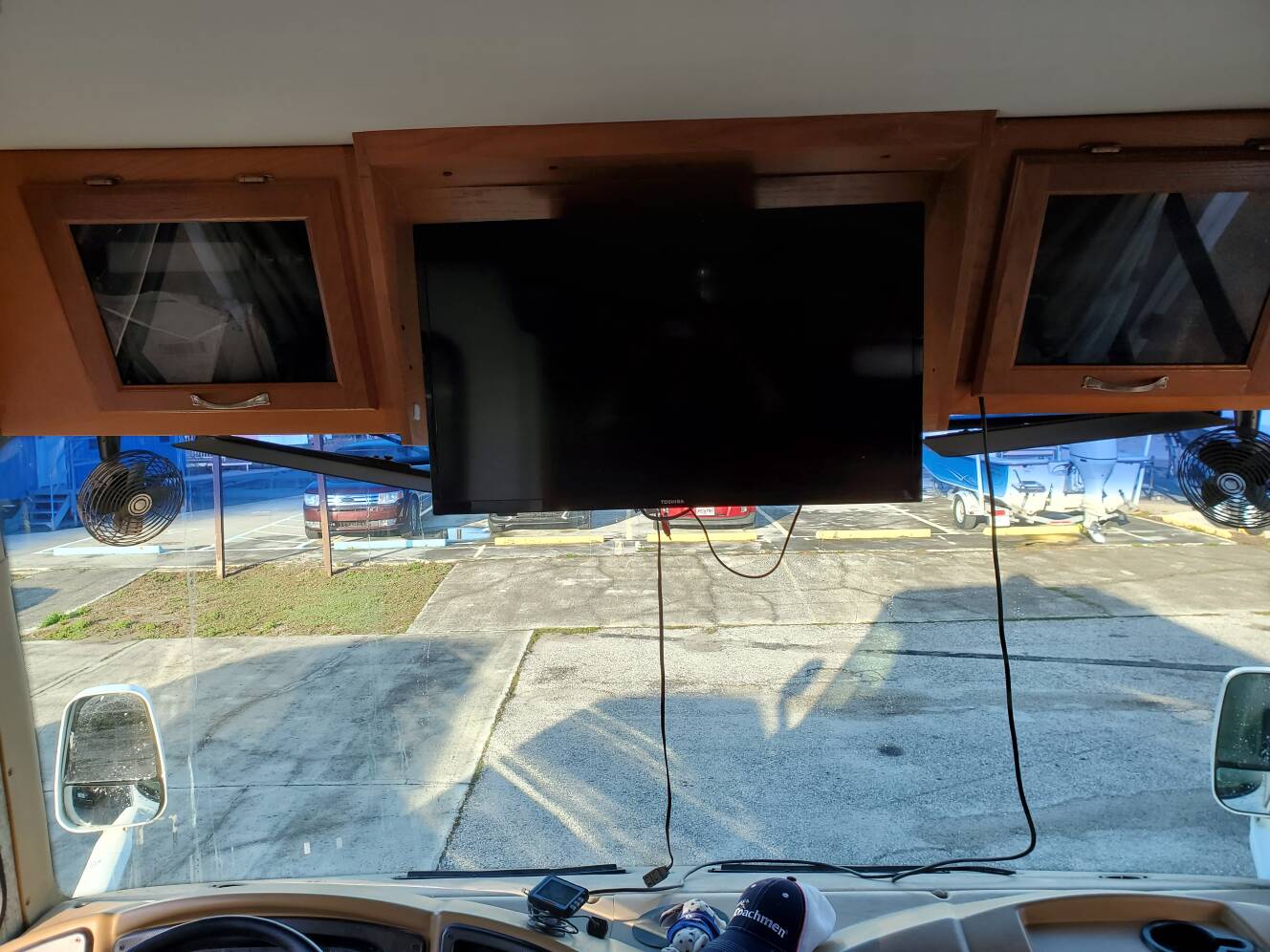 A photo of this 2007 Coachmen Aurora 3650TS